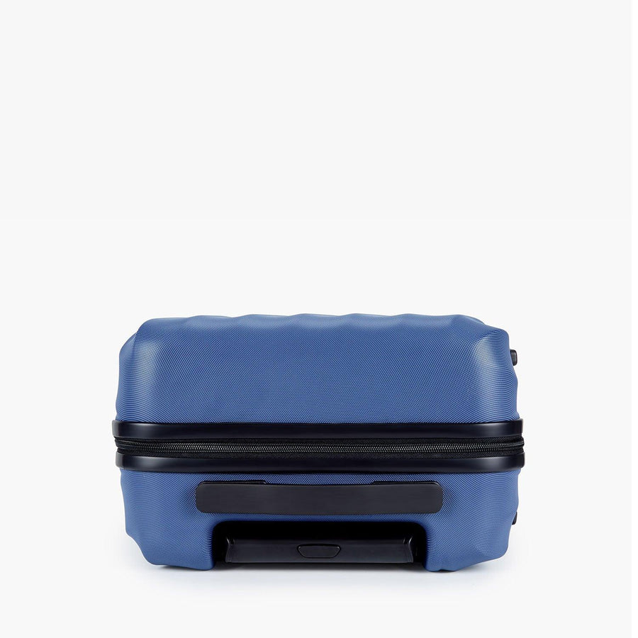 Globetrotter 20" Hardside Rolling Carry-on Stylish Suitcase - BAGSMART