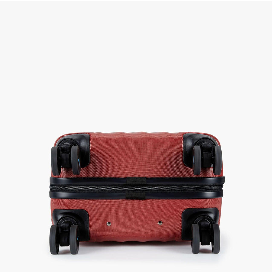 Globetrotter 20" Hardside Rolling Carry-on Stylish Suitcase - BAGSMART