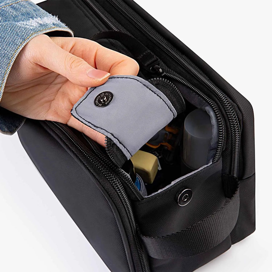On-road Toiletry Bag - BAGSMART