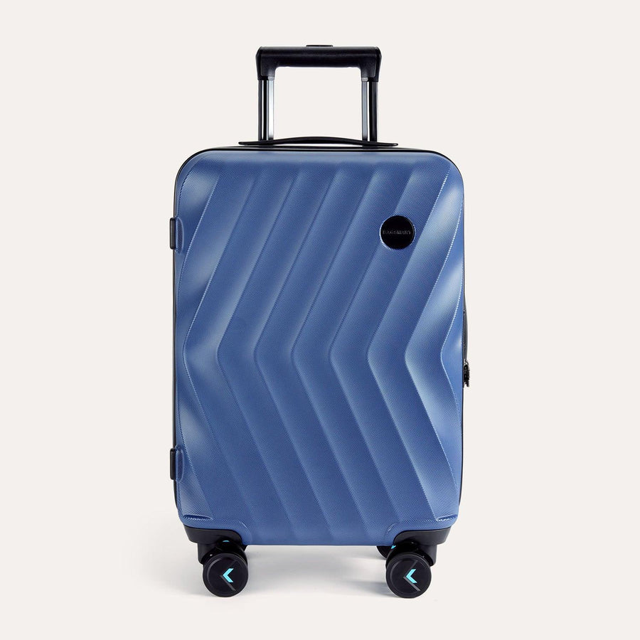 Globetrotter 20" Hardside Rolling Carry-on Stylish Suitcase - BAGSMART