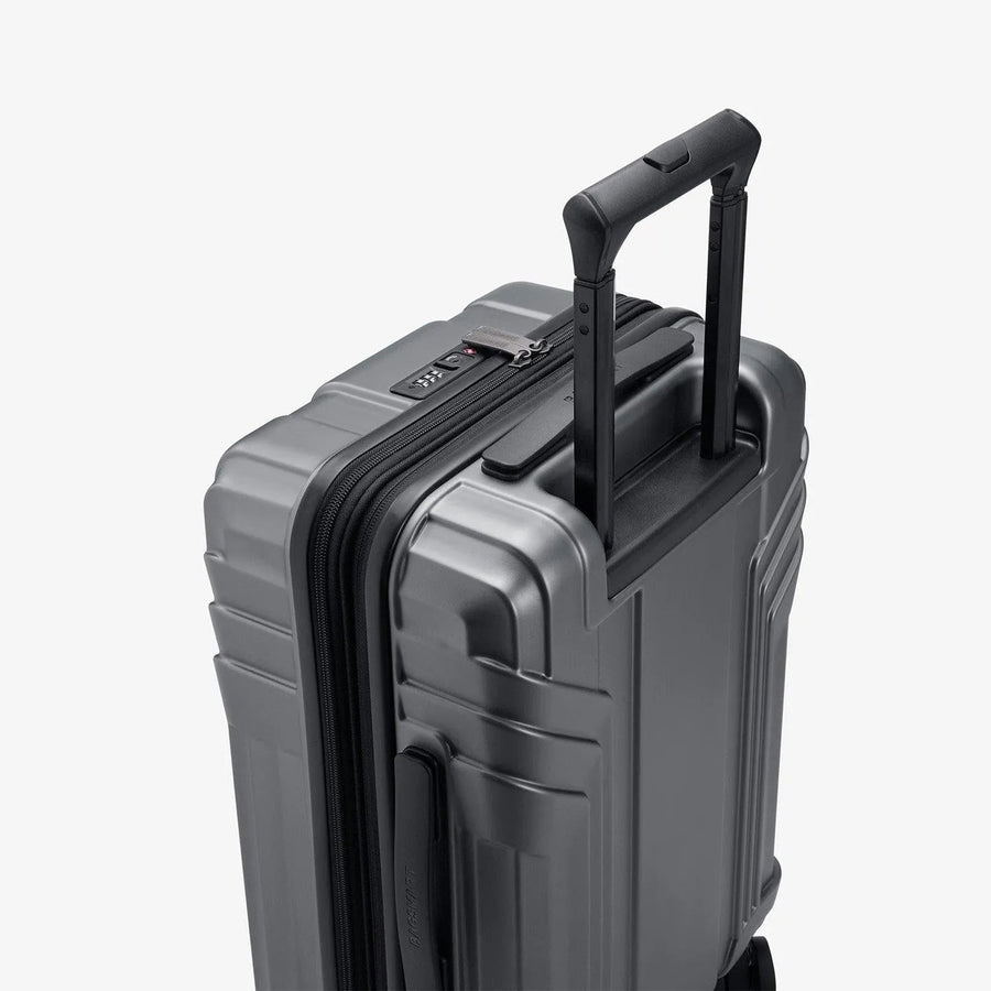 Jetsetter 20 Inch Expandable PC Hard Shell Spinner Luggage - BAGSMART