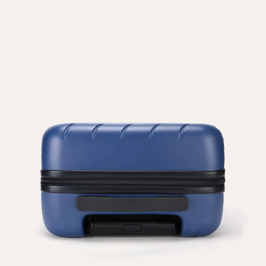 Daren 20 Inch Lightweight Hardside Carry-On Suitcase - BAGSMART