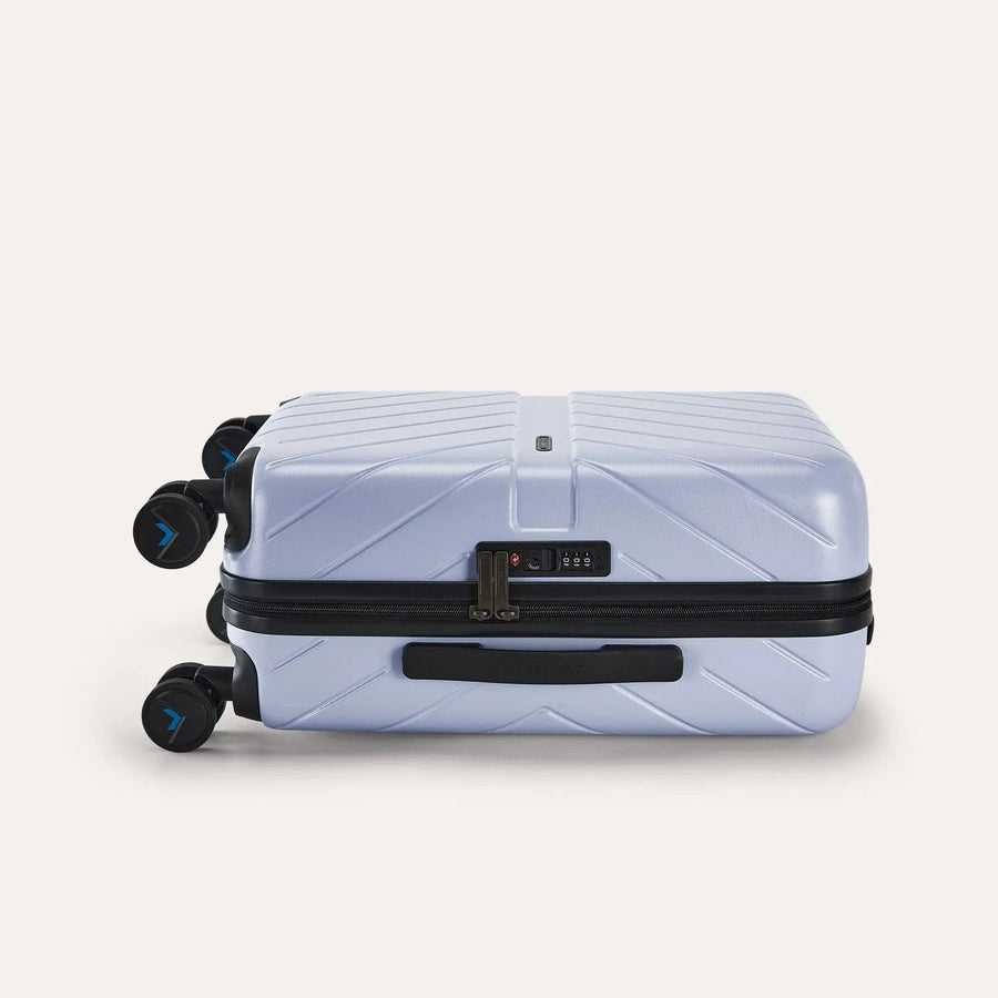 Daren 20 Inch Lightweight Hardside Carry-On Suitcase - BAGSMART