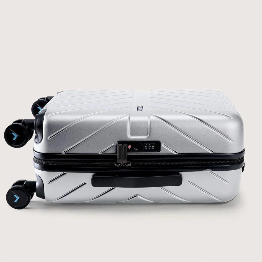 Daren 20 Inch Lightweight Hardside Carry-On Suitcase - BAGSMART