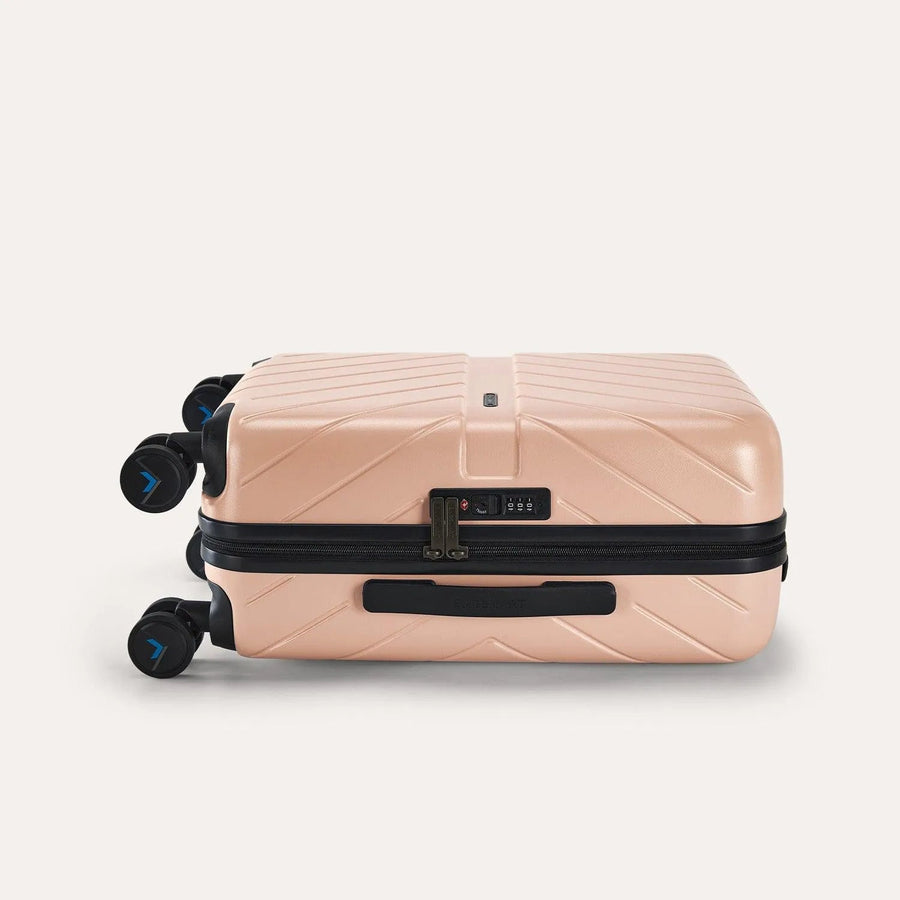 Daren 20 Inch Lightweight Hardside Carry-On Suitcase - BAGSMART