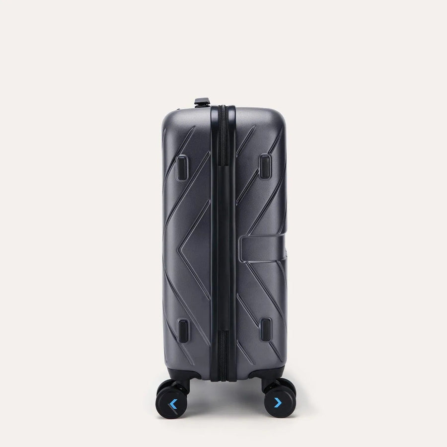 Daren 20 Inch Lightweight Hardside Carry-On Suitcase - BAGSMART